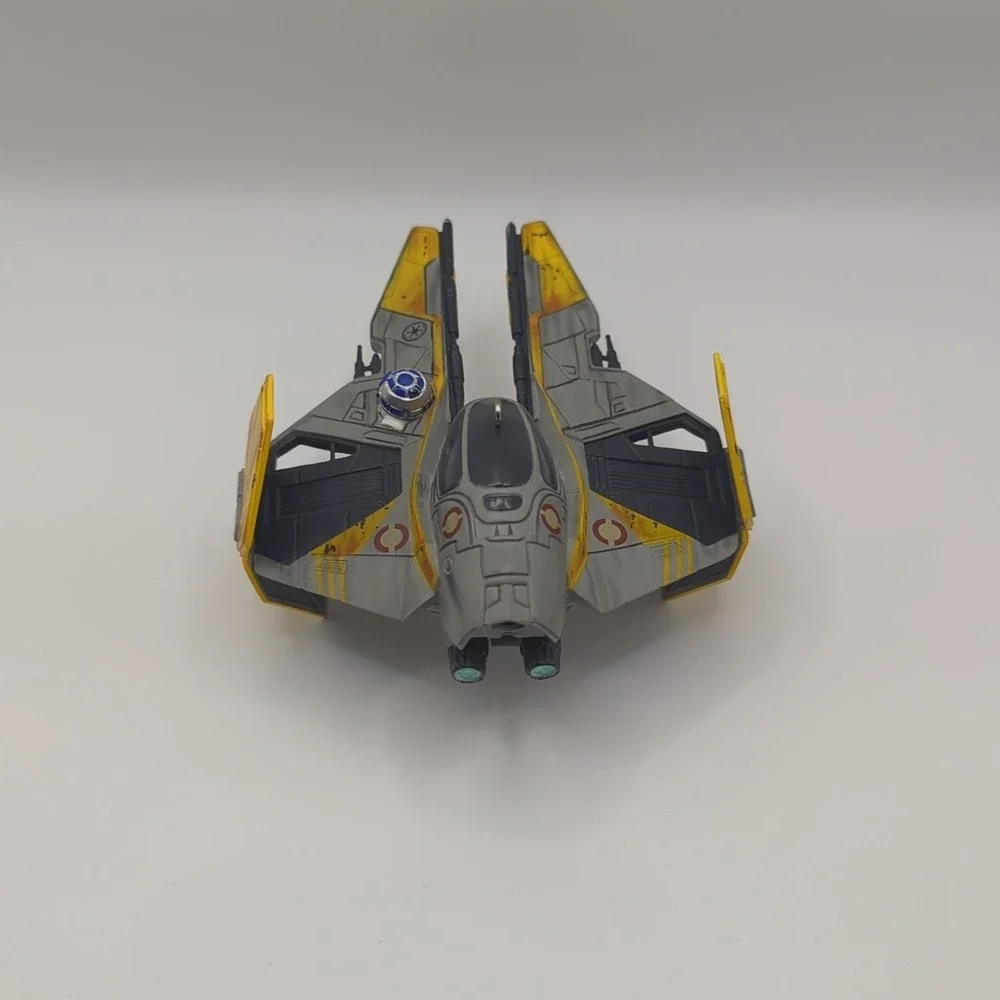 Hallmark Keepsake 2005 Anakin Skywalkers Jedi Starfighter Ornament NIB‎